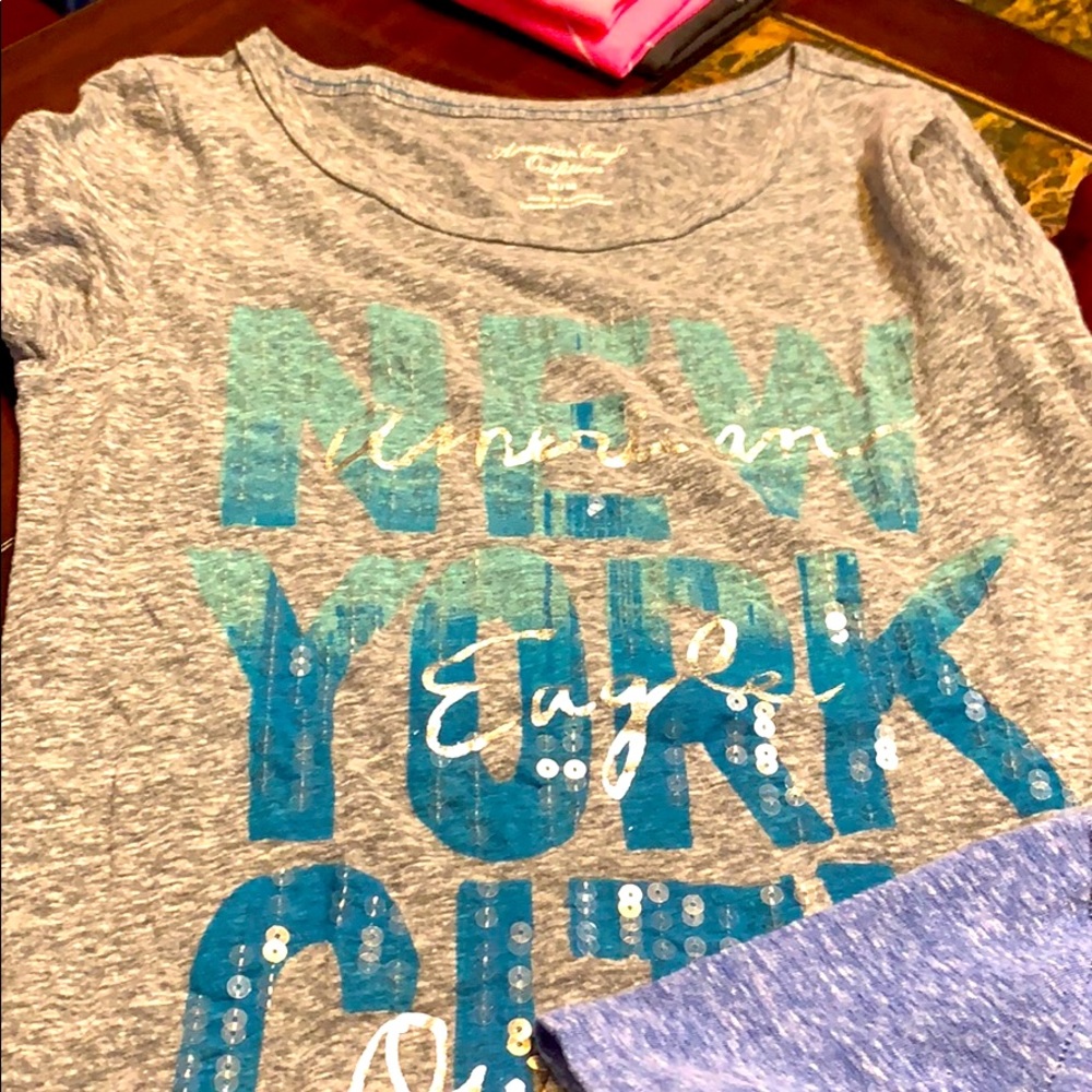 American Eagle T shirts 🦅